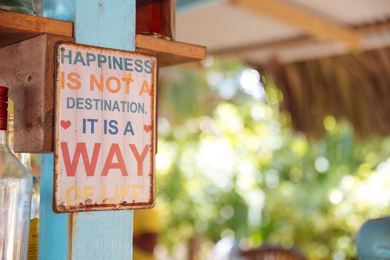 Red Frog Bungalows Surf Resort Бастиментос Экстерьер фото